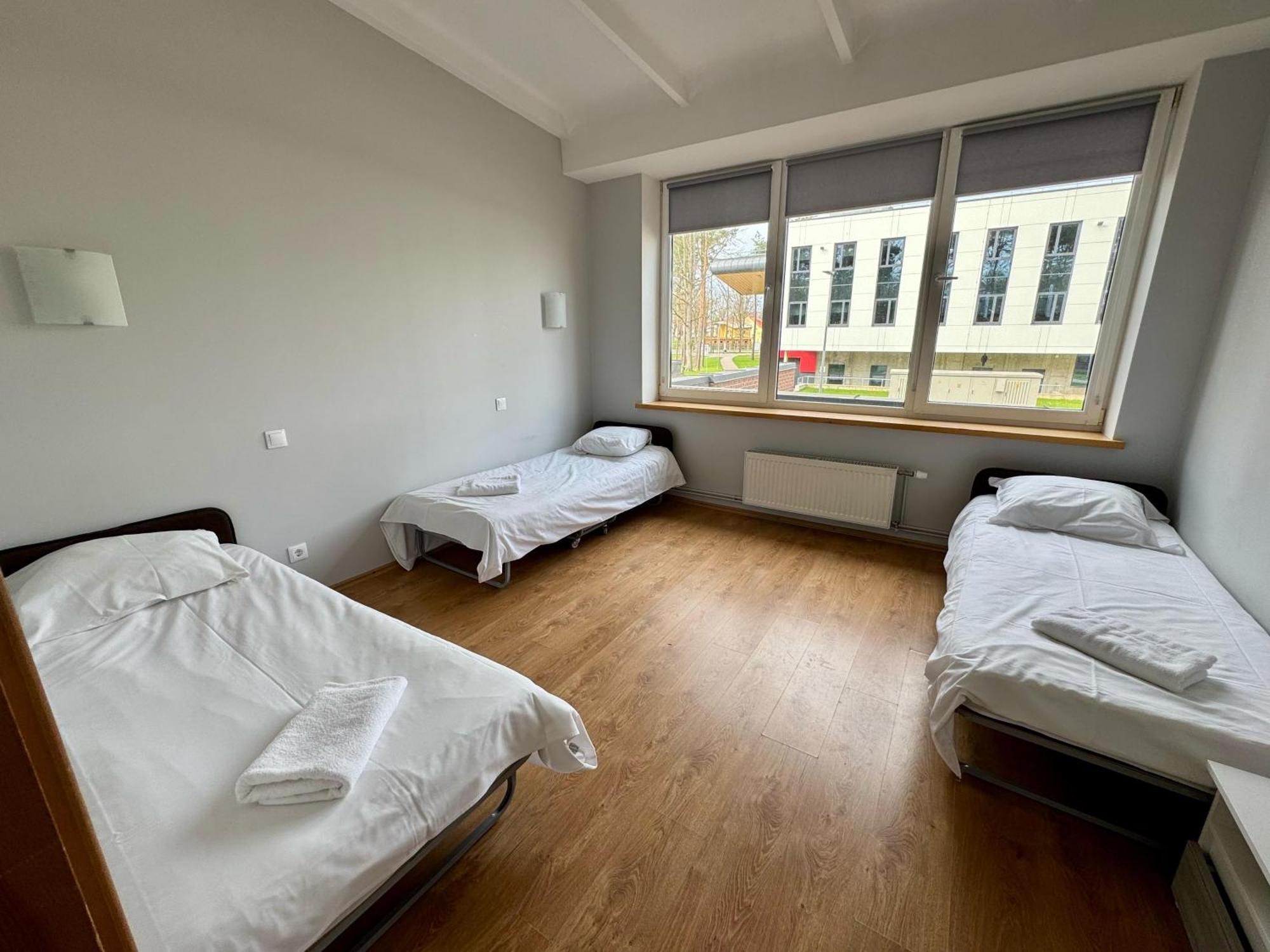 Sajutu Parka Hostelis Valmiera Exterior foto