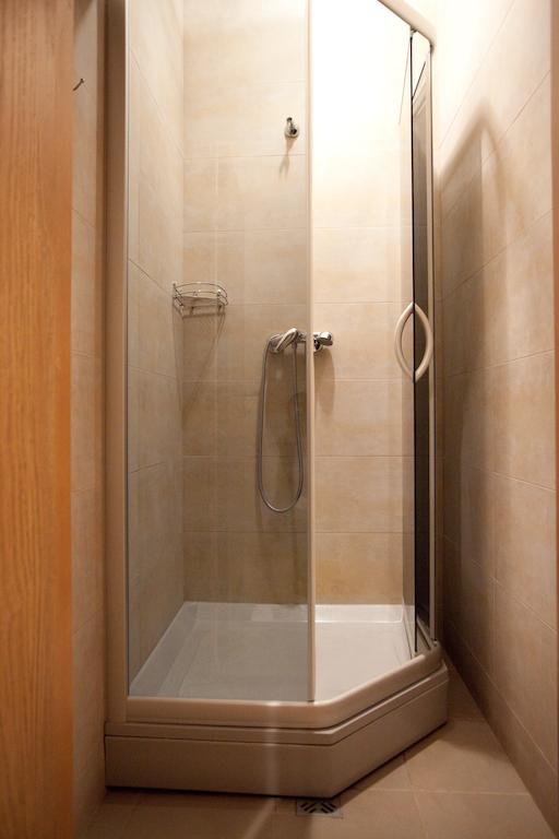 Sajutu Parka Hostelis Valmiera Quarto foto