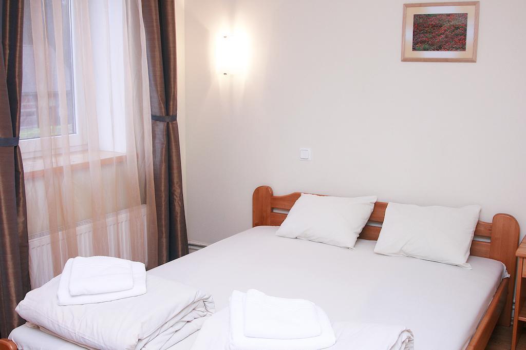 Sajutu Parka Hostelis Valmiera Quarto foto
